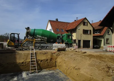 Baufirma – Haus bauen, Haus abreisen, Altbau Sanierung, Pflasterarbeiten Kreis Freiburg Breisgau Bauunternehmung-Gerber